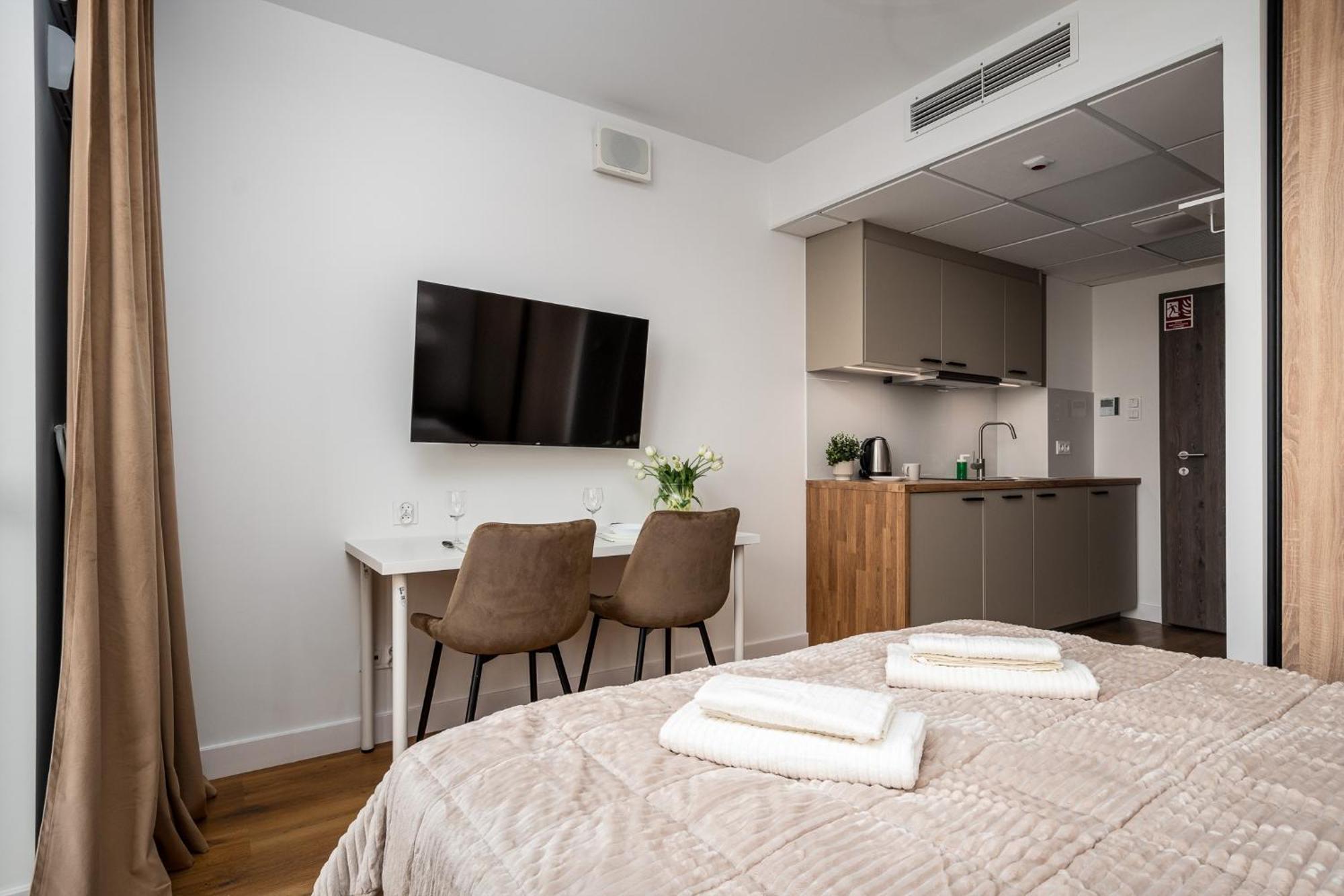 Pileckiego 59 Free Parking By Perfect Apart Warsawa Bagian luar foto